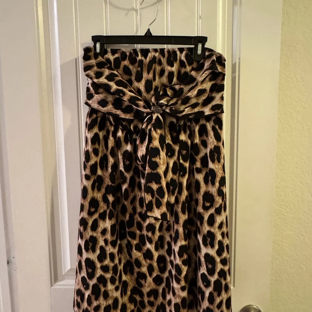 Chic SHEIN Curve Leopard Print Strapless Dress with Tie 0XL - Picture 3 of 6